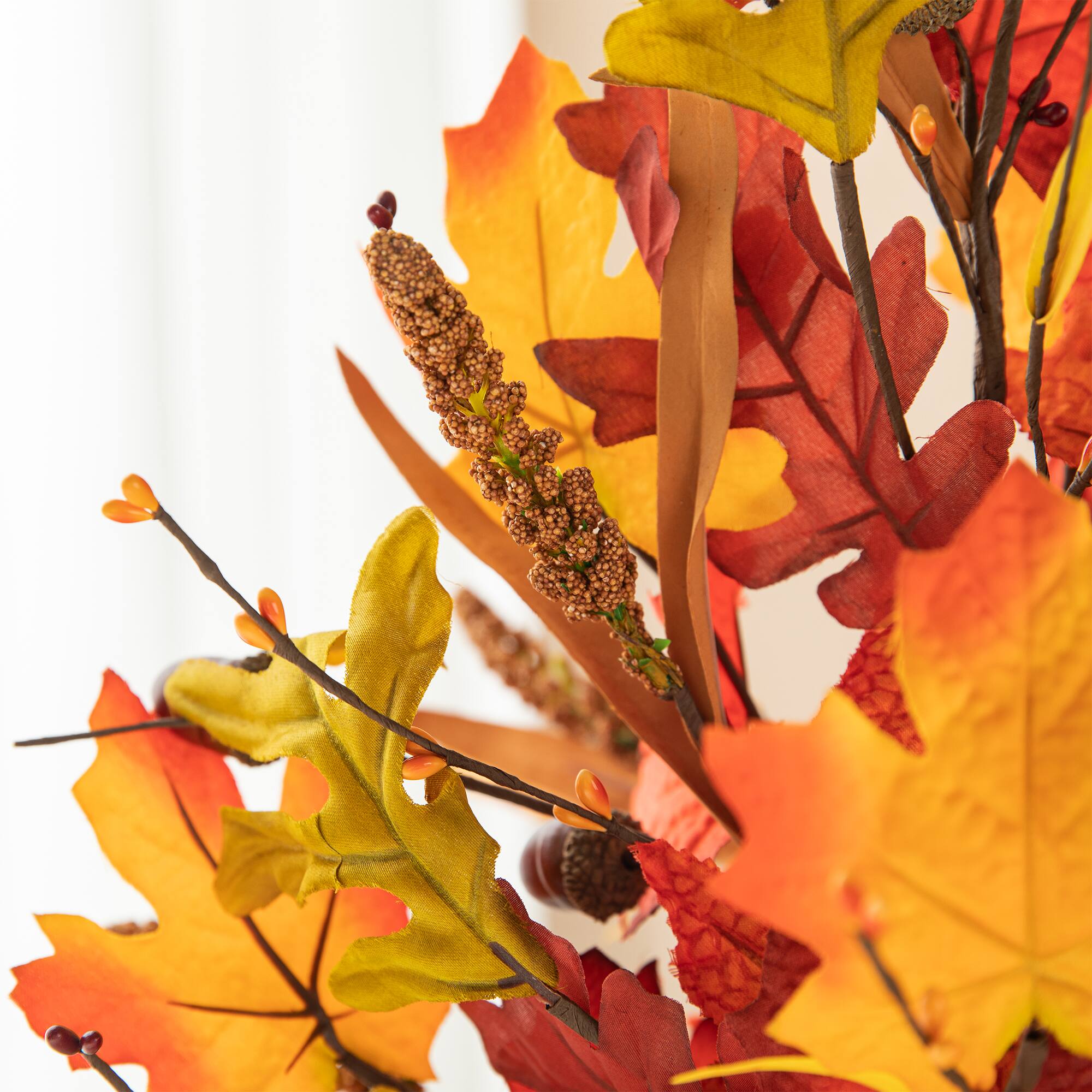 Glitzhome® 24" Fall Maple Leaf Urn Table Tree